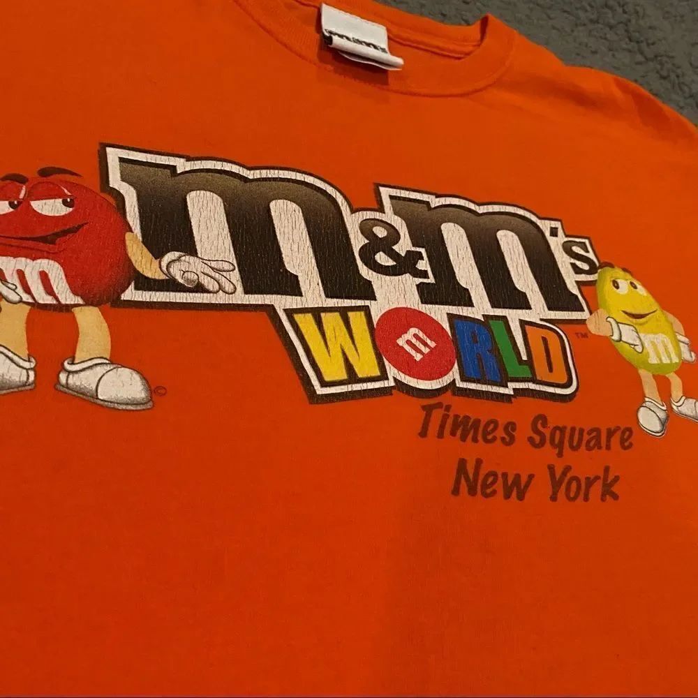 M &M World T Shirt - Picture 4 of 5
